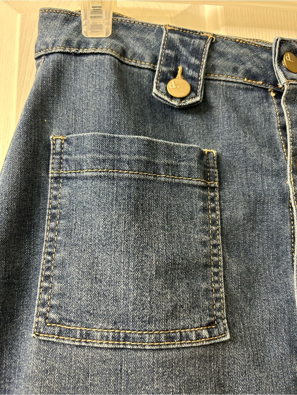 d.jeans Long Blue Denim Skirt with buttons all the way up - Picture 4 of 4